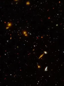 Read more about the article Hubble Telescope shows 5,000 ancient galaxies sparkling like confetti