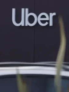 Read more about the article Uber accepts the data breach in their system by teen hacker