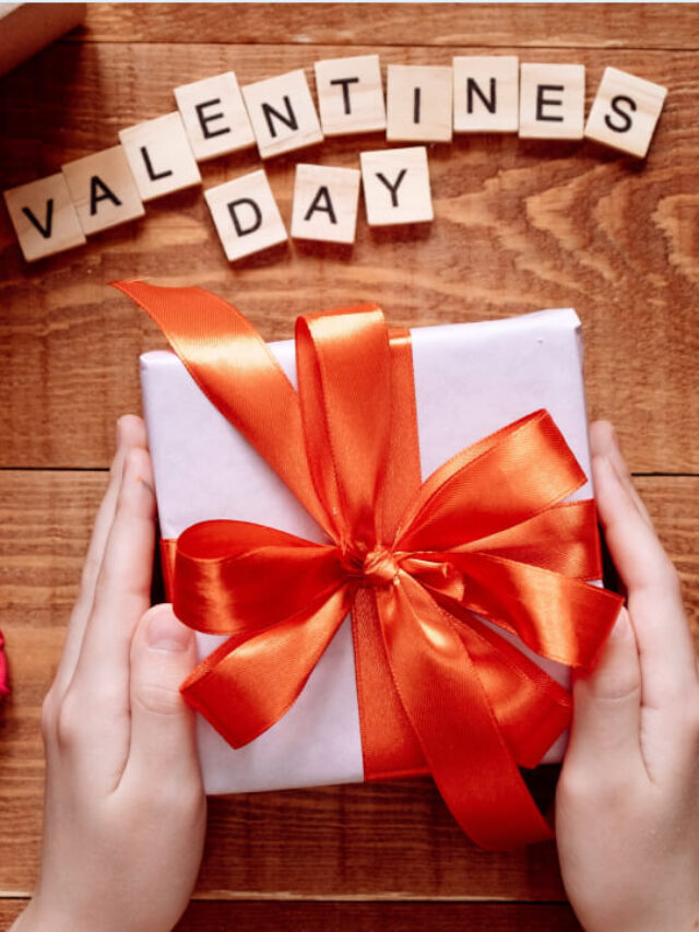 Read more about the article 8 Lovely Valentine’s Day Gifts For Your Beautiful Girl